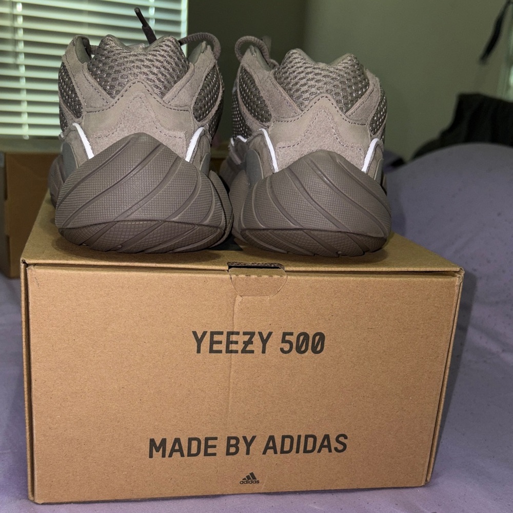 adidas Yeezy 500 “Ash Gray” Sneakers - Picture 5 of 5